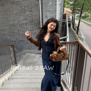 女装 套装 韩系秋装 针织开衫 高级感V领牛仔连衣裙 Rou8ao微胖大码