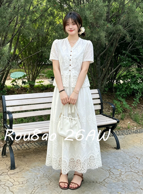 Rou8ao微胖大码女装新中式V领刺绣上衣+半身裙2026夏季时尚套裙装