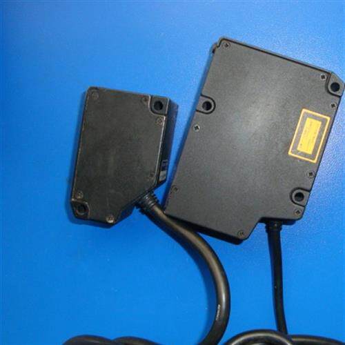 日本KEYENCE 激光检测头VG-035 原装正品现货出售