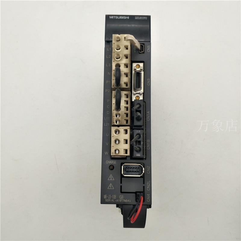 伺服驱动 MR-J3-10B 220V/100W可直接拍 MR-J3BAT实物拍摄