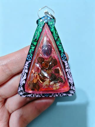 阿赞湿 南帕亚女王佛 泰国佛牌泰国特色手工项链吊坠挂件摆件