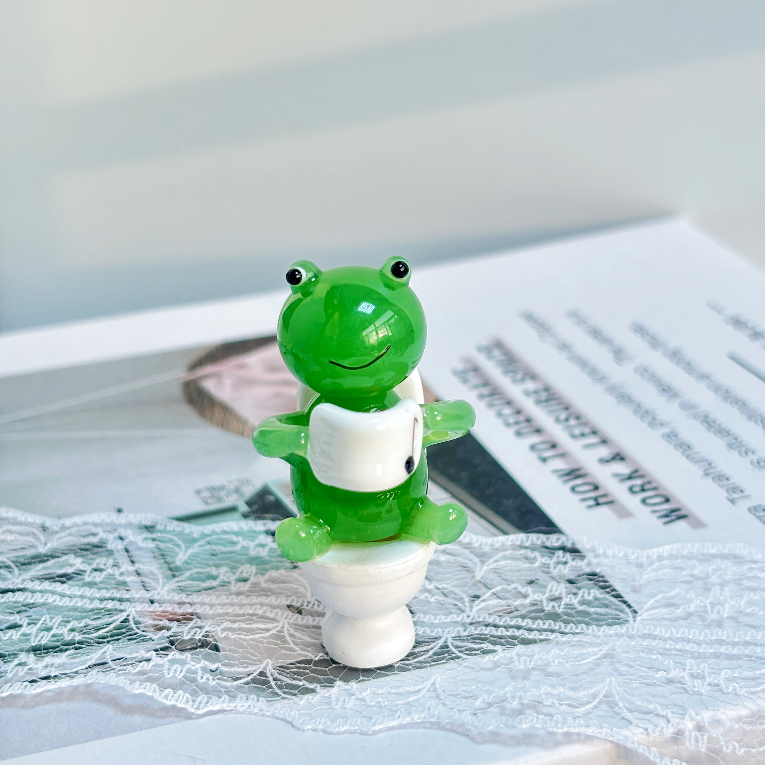 淄博琉璃可爱小青蛙马桶摆件治愈公仔装饰礼品氛围感节日礼物