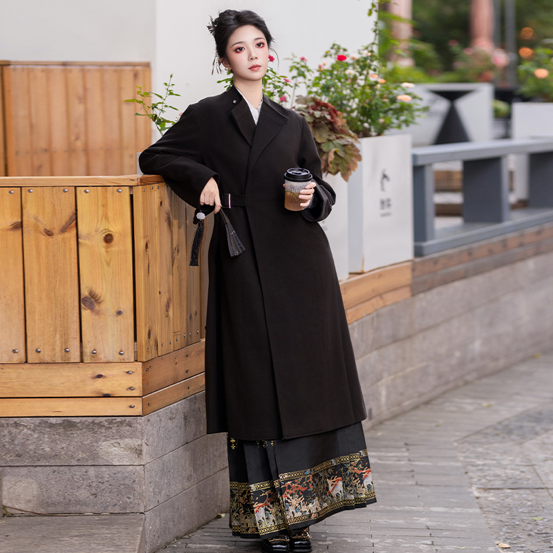 阑珊新中式国风长款大衣汉服套装