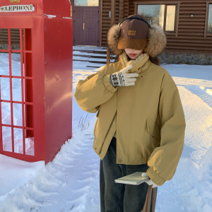 新加色 【已出货】新面料 羊巴皮90绒羽绒服D9996 P295 K425，女装短外套，沁古纱衣