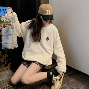 米白色圆领卫衣女春秋2025新款今年流行爆款韩系慵懒风chic外套图片