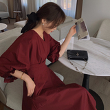 茶歇法式橘色V领泡泡袖连衣裙女春夏2025新款气质高级感收腰长裙，女装连衣裙，沁古纱衣