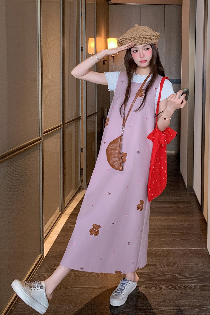 【秋季现货】立体刺绣背心裙S613P115K178,女装连衣裙,2C321