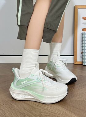 初中女生体考跑鞋2026春季新款轻便鞋跳绳缓震体育跑步鞋运动鞋女