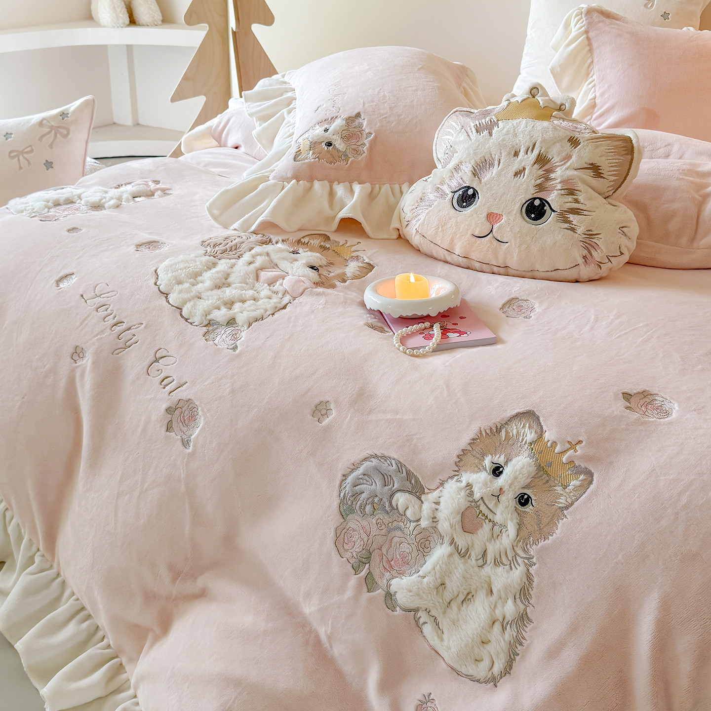 秋冬季粉色可爱猫咪刺绣加厚牛奶绒四件套双面珊瑚绒公主儿童床品,床上用品,床品套件/四件套/多件套,淘宝优惠券,粉丝福利购,淘宝优惠卷
