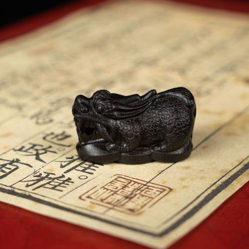 玉化料雷击枣木貔貅挂件吊坠钥匙扣配件老料深色精雕手工木雕手把