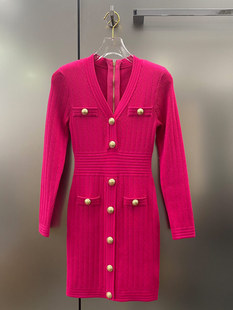 欧洲站2022秋冬新款 秋冬 性感V领单排扣针织连衣裙外穿修身