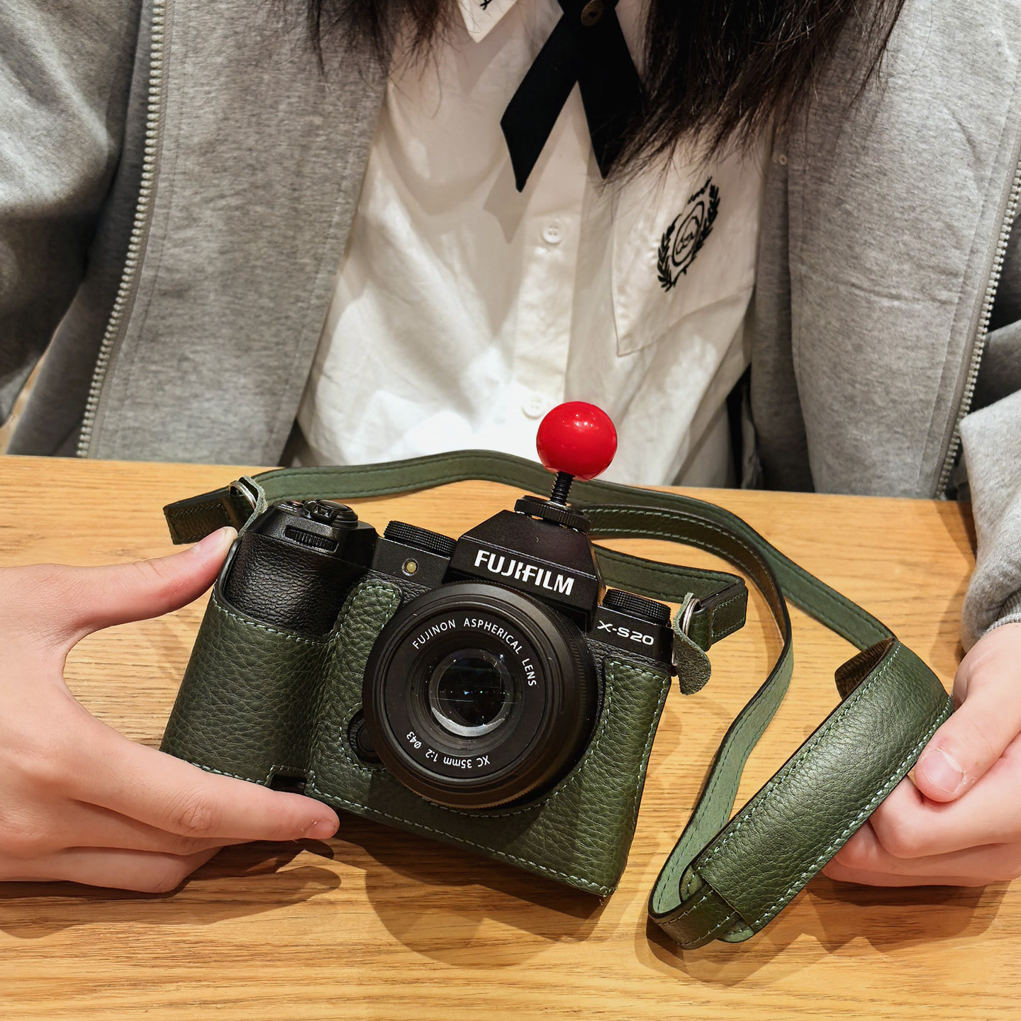 富士XT50保护套XS20XT30二三代X100VIXT5相机包配件真皮套xm5xe5