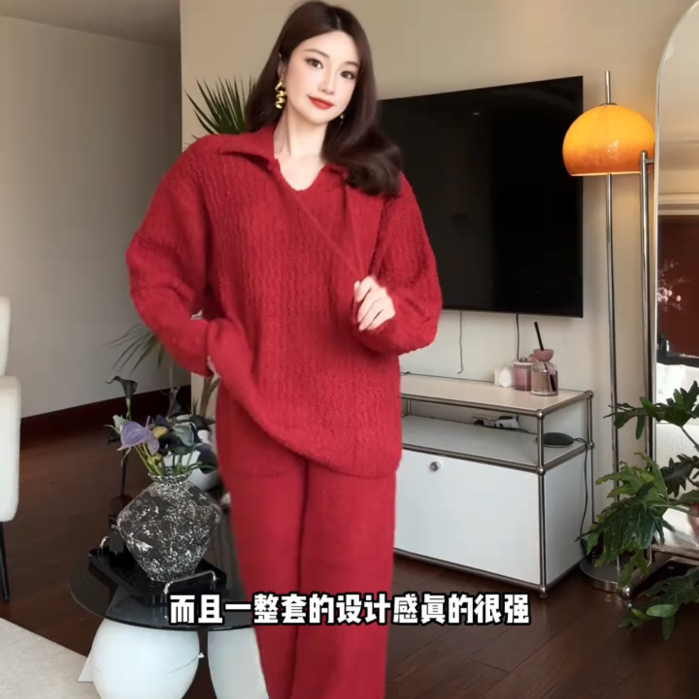 本命年红色半边毛绒睡衣女士套装