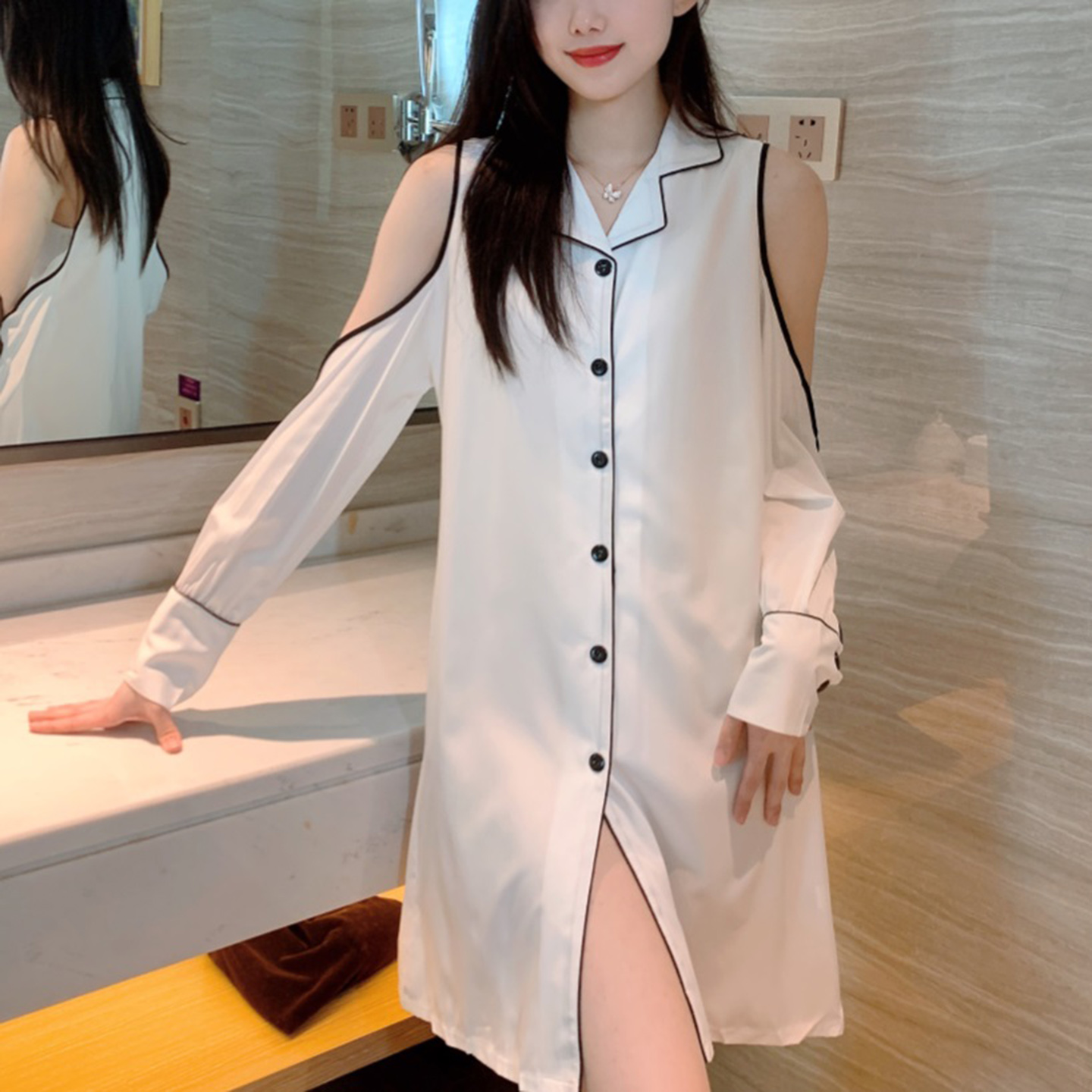 性感露肩长袖冰丝睡裙女士家居服