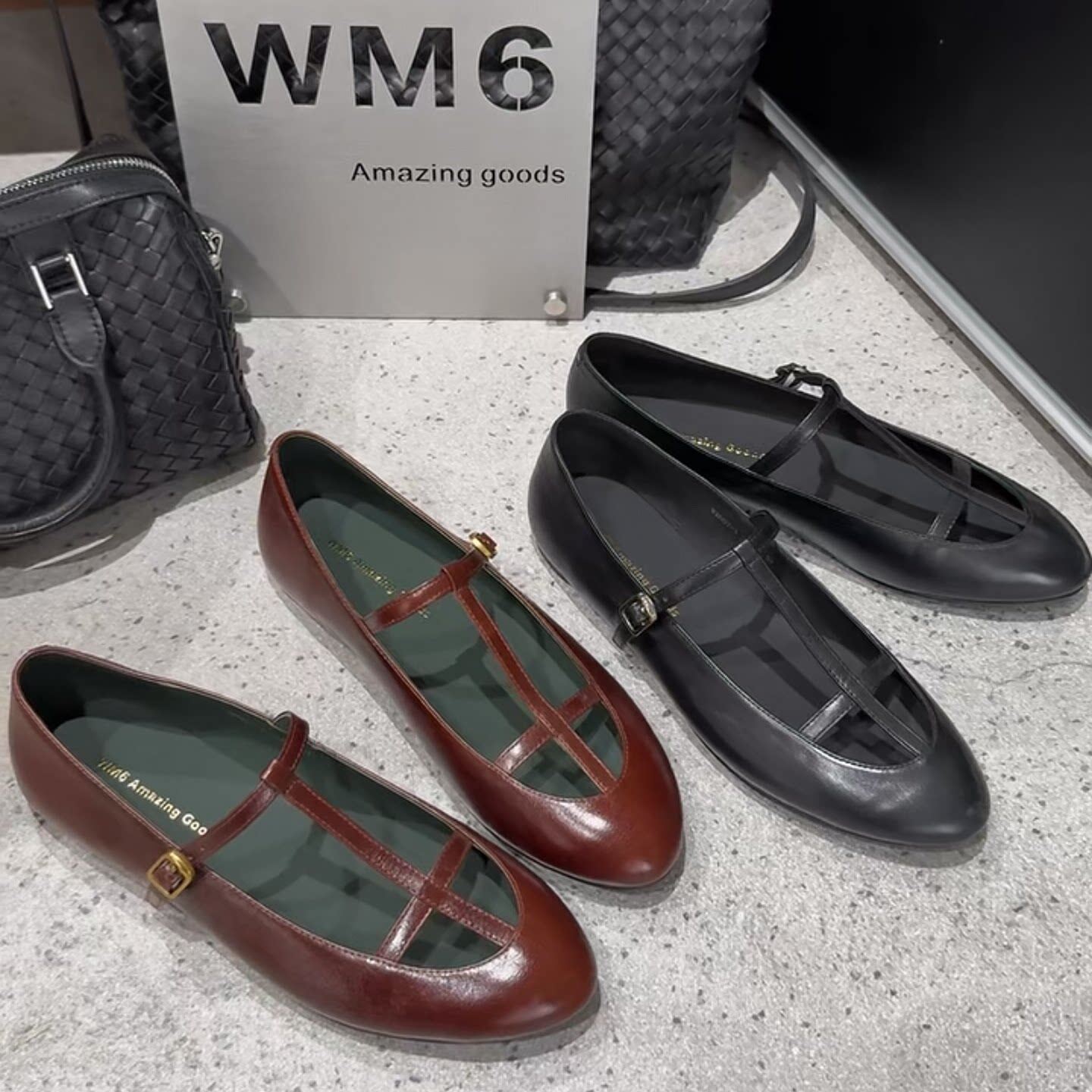 WM6欧货女鞋2026年早春新款牛皮圆头浅口T型脚环带平底玛丽珍单鞋