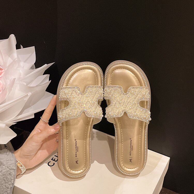 法式绝美水钻凉拖鞋女外穿2026春夏新款配裙子凉鞋平底沙滩一字拖