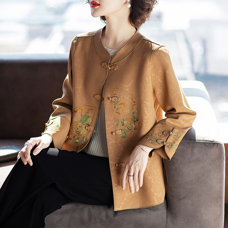 中老年女妈妈春装外套夹克2026新款休闲时尚洋气春秋40岁50上衣服