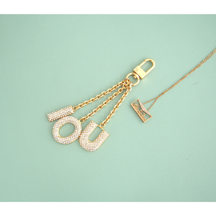 包吊饰字母挂饰钻石包饰品个性 包挂配 挂件DIY包饰流行吊饰时尚