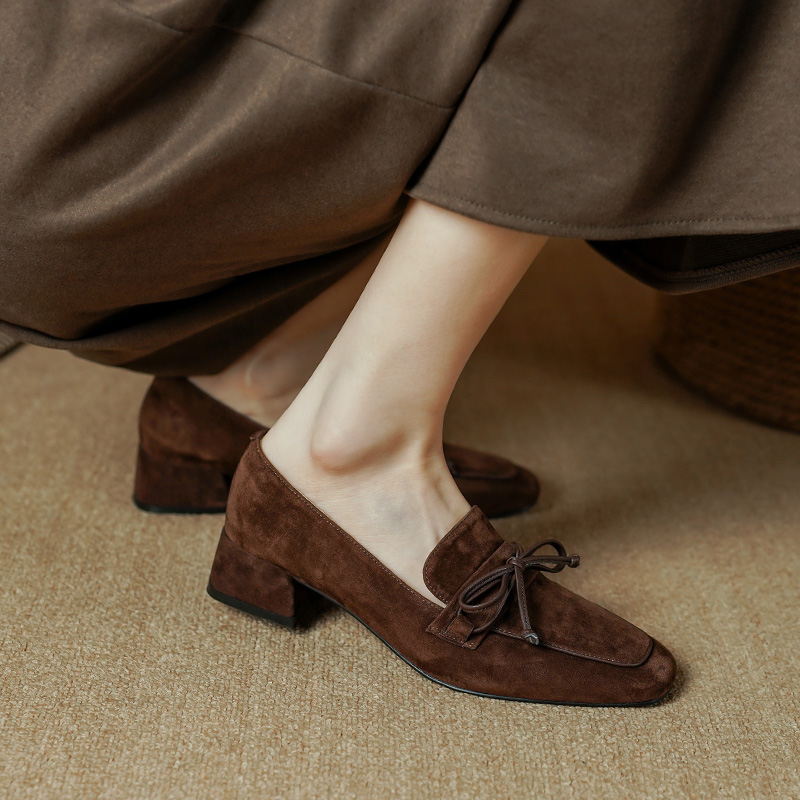 羊皮蝴蝶结方头低跟单鞋女乐福鞋