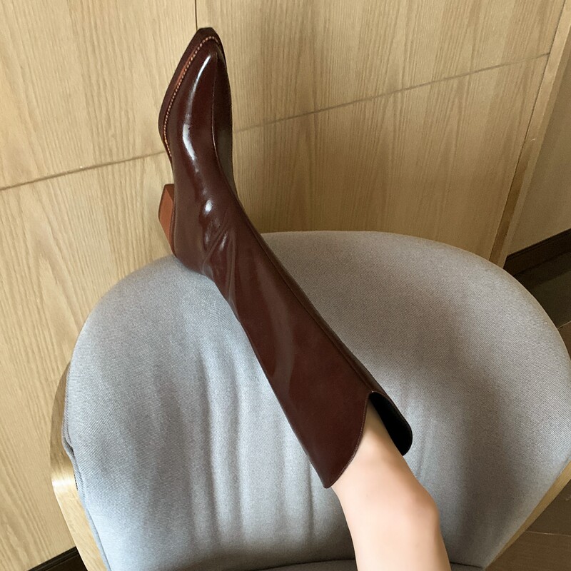 妈生直腿~！欧洲站高级感显瘦骑士长靴女牛皮v口尖头小个子高筒靴