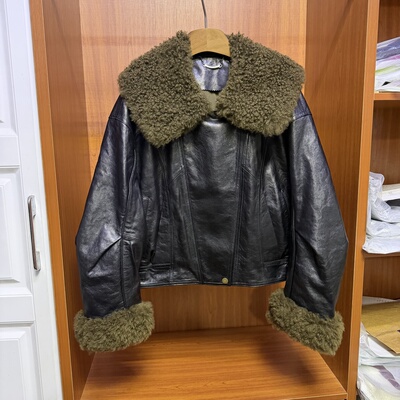 羊皮山羊绒混纺白鹅绒羽绒服女