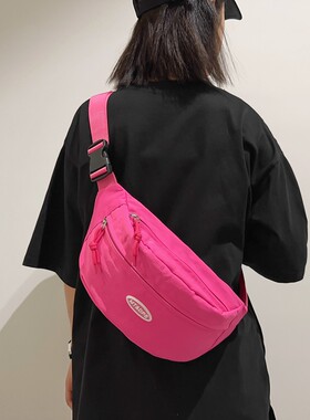简约轻便饺子包胸包女2025新款夏季运动百搭骑行斜挎包腰包单肩包
