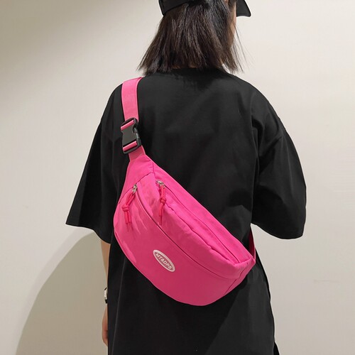 简约轻便饺子包胸包女2025新款夏季运动百搭骑行斜挎包腰包单肩包