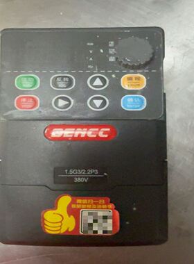 本川变频器，型号：B900-0015M3--380V-1.5