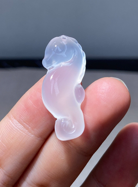 海马天然冰透玉髓项坠女款饰品玛瑙吊坠挂件皇家海洋治愈小精灵