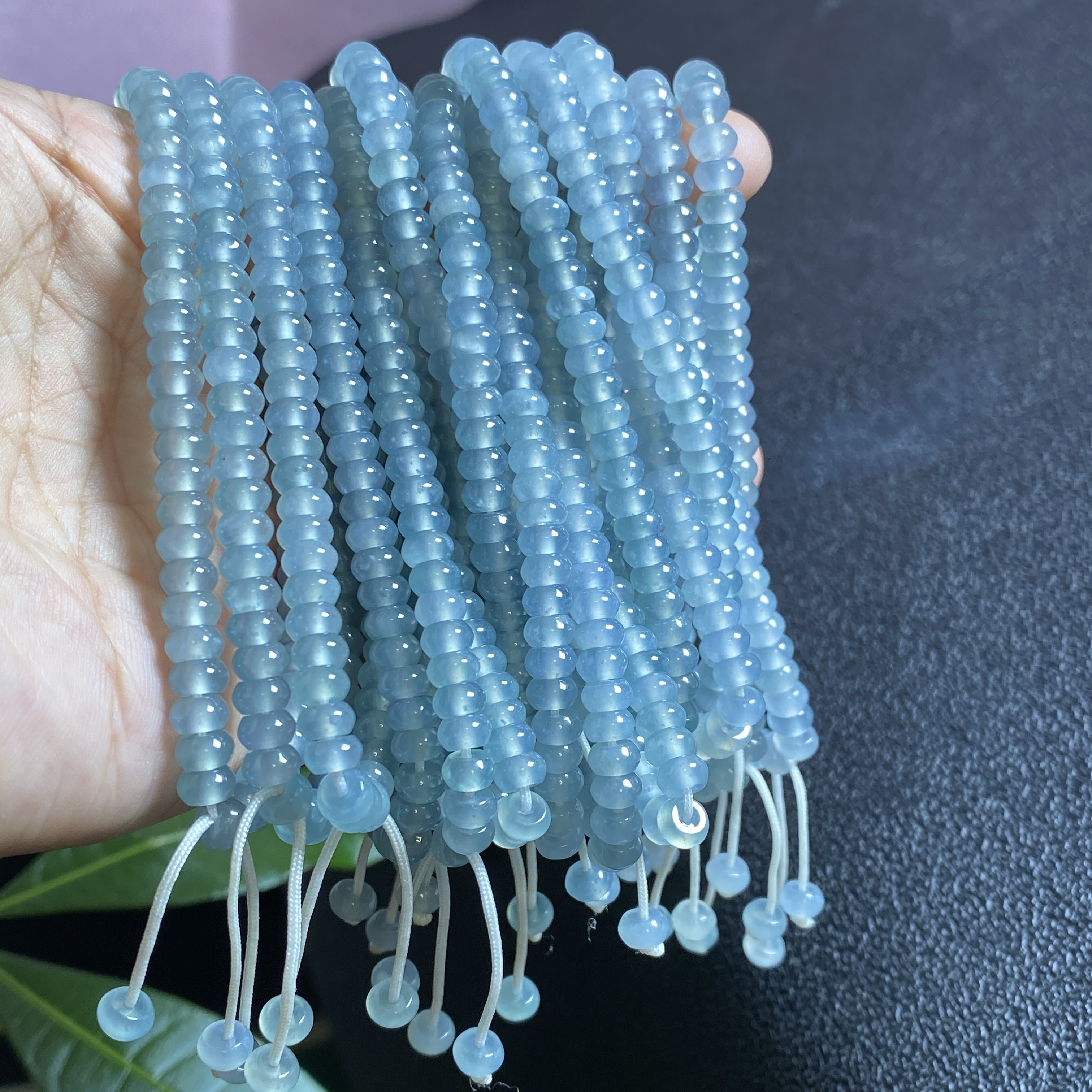 掌中翠天然翡翠A货高冰种起胶透绳天空蓝算盘珠小手链手串5mm