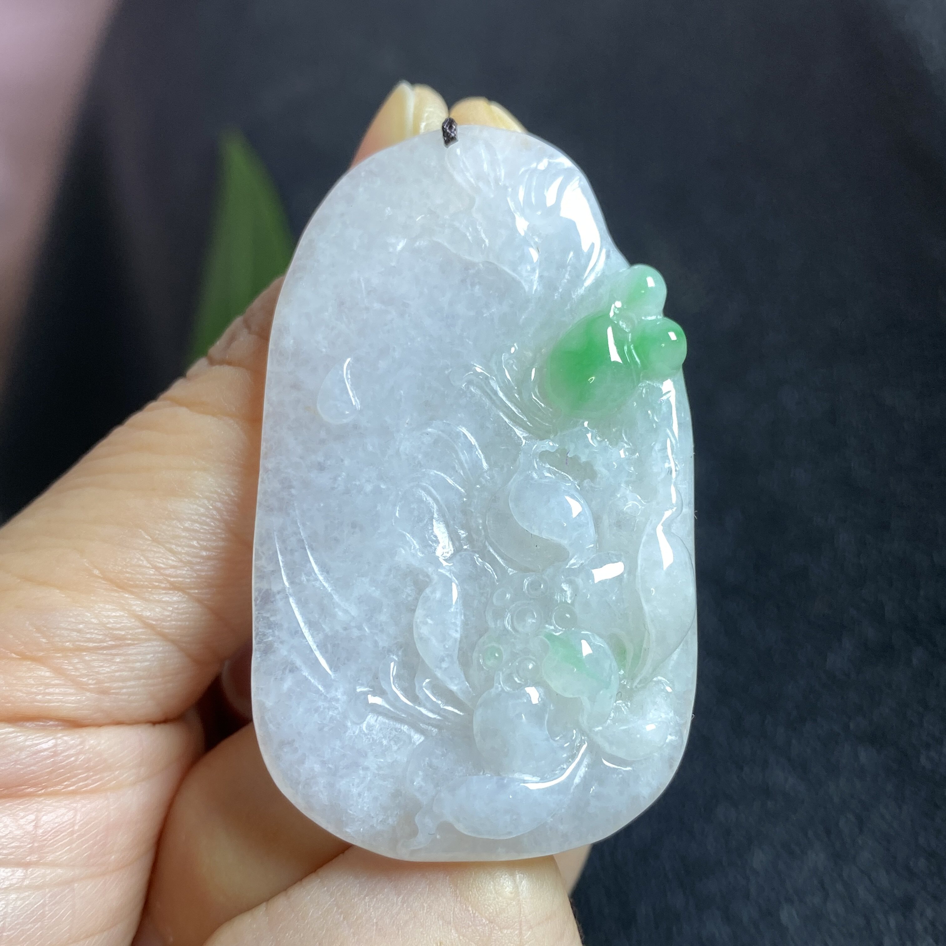 缅甸冰糯种白底青飘阳绿荷花翡翠A货玉吊坠挂件 0027