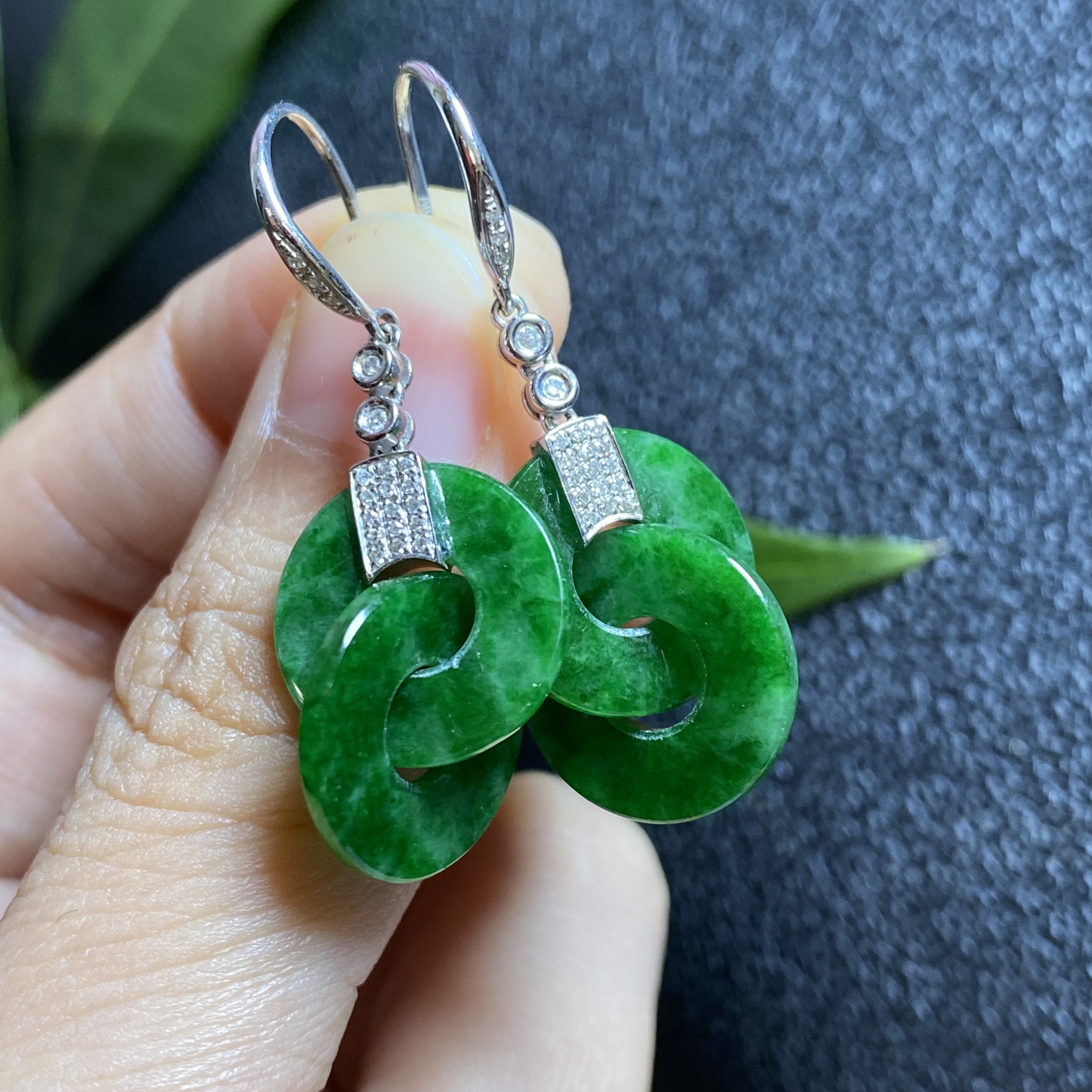 缅甸天然翡翠A货辣绿环环相扣耳环18K金镶嵌女款扣子耳饰 0090