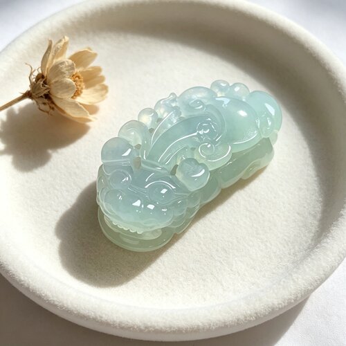 缅甸A货冰种翡翠貔貅吊坠大件