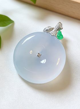 缅甸A货冰种起胶翡翠平安扣吊坠