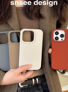 早秋ins棕红色液态硅胶适用苹果15promax壳iphone16日韩14plus高级感13mini焦糖色12软糯不发黄11防摔XS