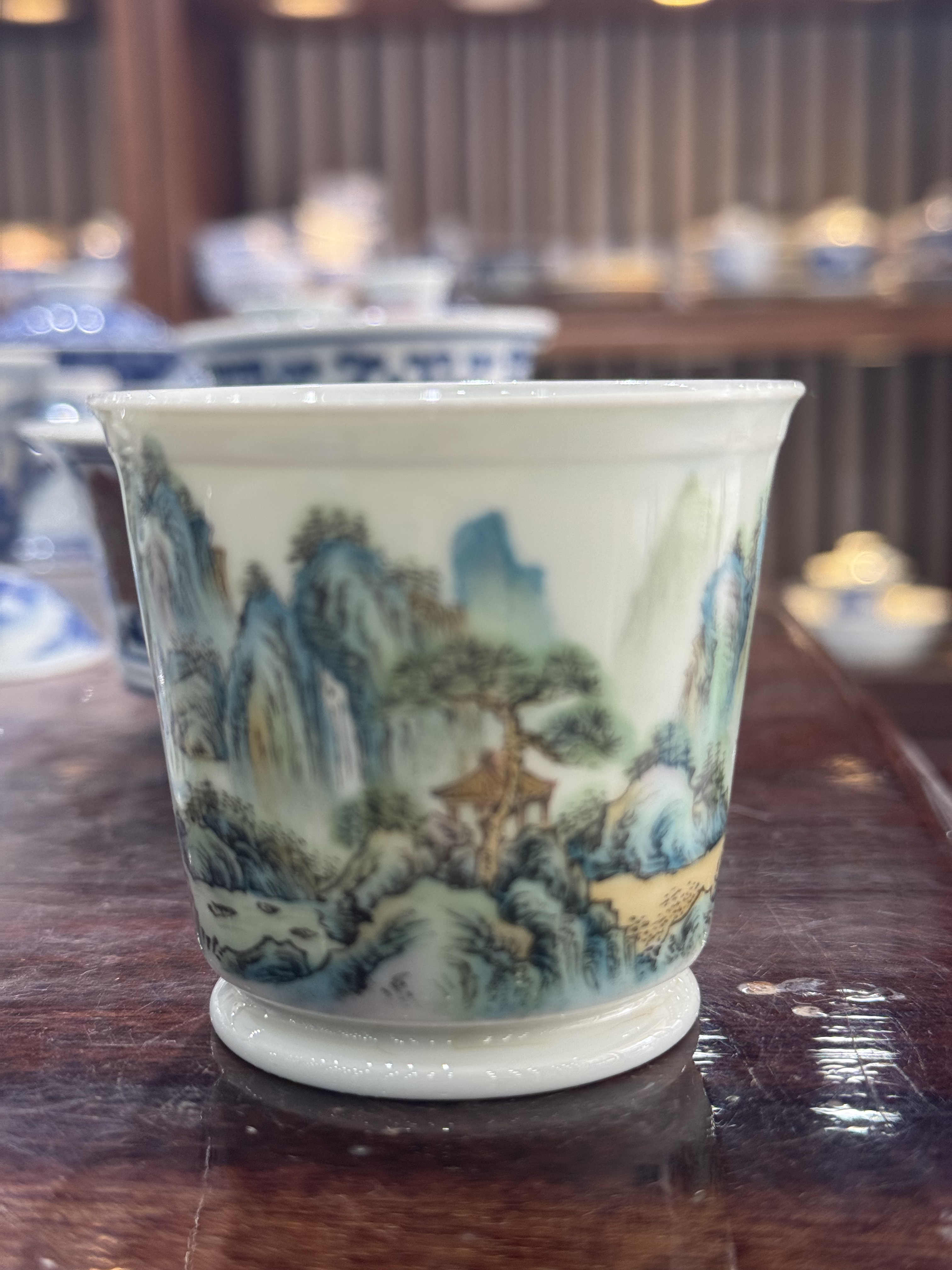 景德镇陶瓷手绘2026新款陶瓷青花釉下彩山水杯陶瓷功夫茶具主人杯