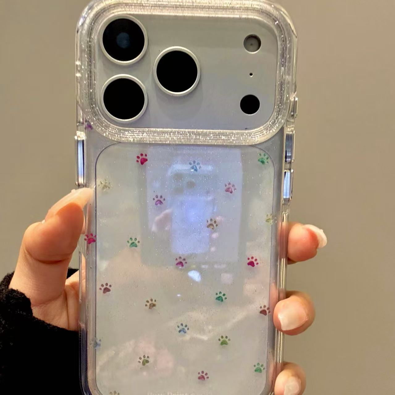治愈可爱满屏彩色小爪子适用iphone17prom苹果16pr手机壳15新款14少女心软萌甜美防摔保护壳