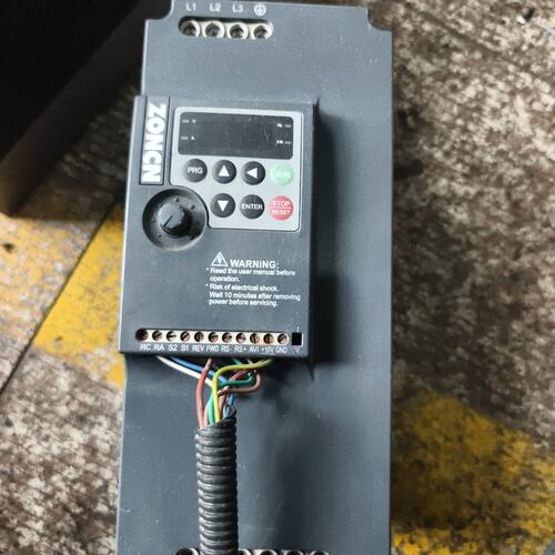 议价众辰ZONCN变频器NZ200T-7R5GY-4 7.5KW可维修