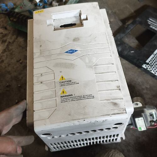 议价罗宾康A900-4T0022G/30P变频器22KW三相输可维修