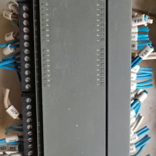 议价西门子 6ES7 223-1PL22-0XA8 PLC扩展可维修