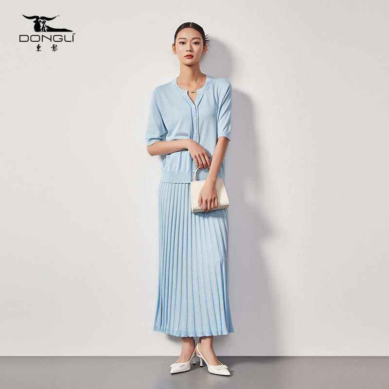 东黎丝绒款轻薄花瓣边短袖开衫