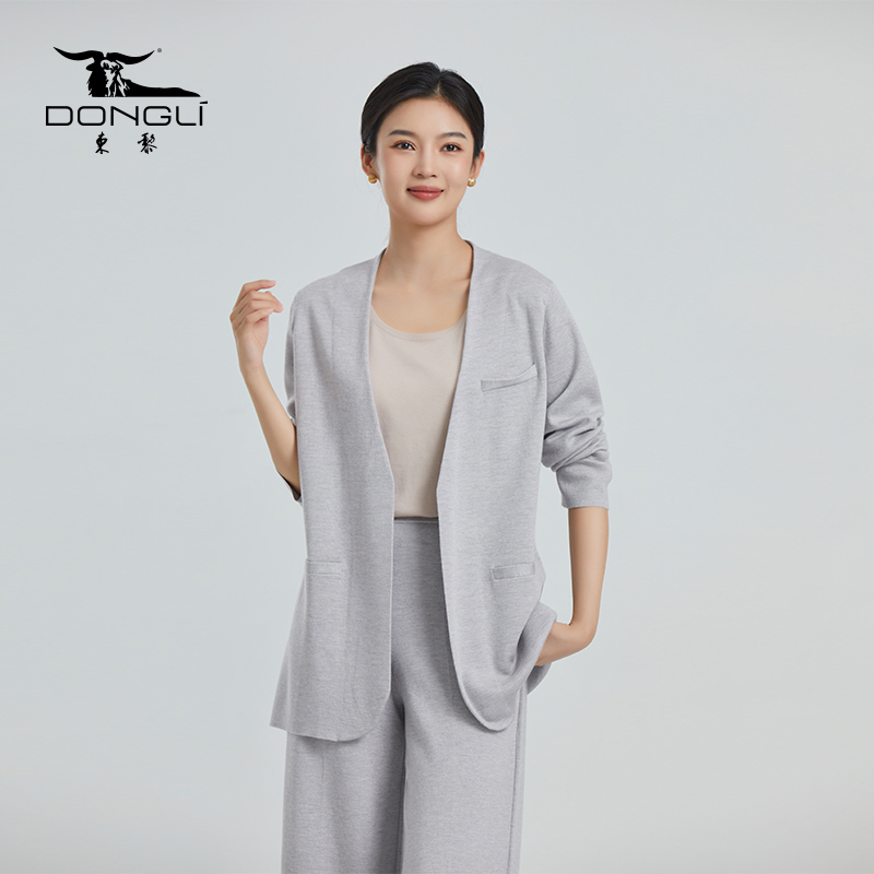 东黎精纺羊绒长袖外套V领优雅