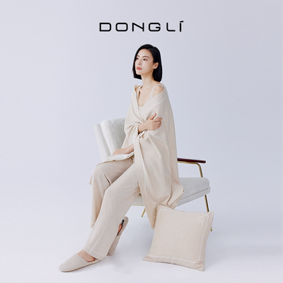 东黎女士精纺羊绒披肩保暖盖毯