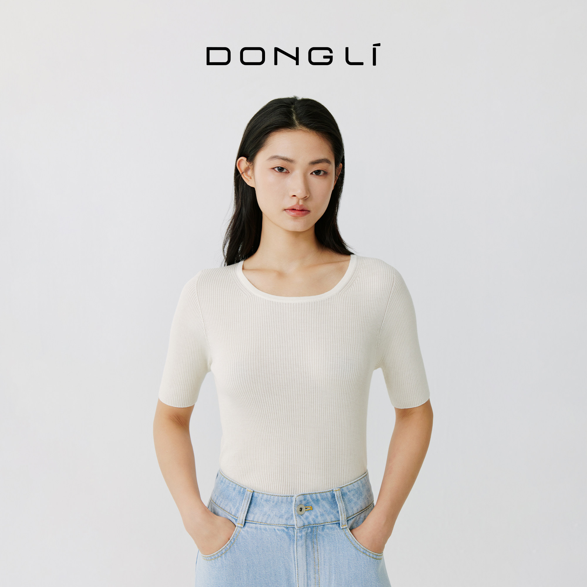 东黎丝绒款 2026夏季全成型简约时尚圆领套头针织衫百搭短袖 4549