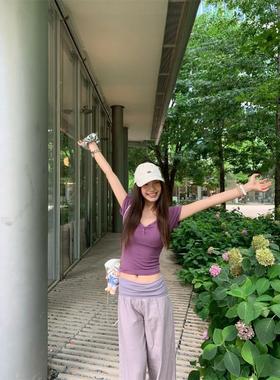 纯欲风紫色v领正肩短袖T恤女夏季辣妹bm风修身短款高腰露脐小上衣