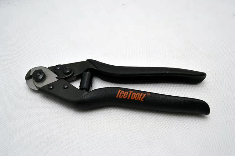Pince pour réparation vélo ICETOOLZ - Ref 2310222 Image 3