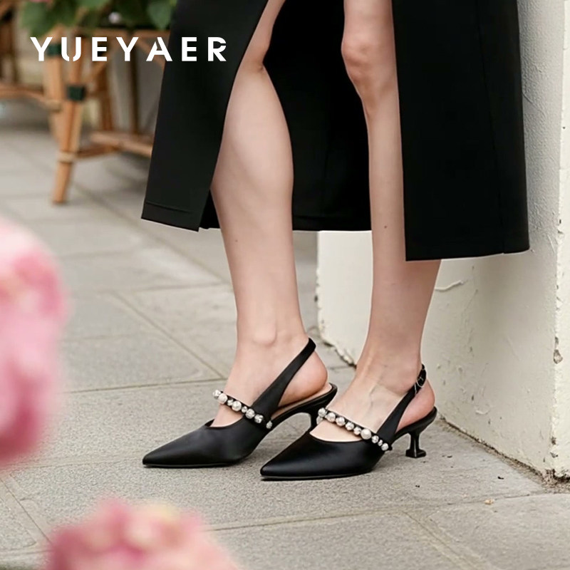 月芽儿法式后空玛丽珍鞋女款2026新款春夏复古尖头单鞋珍珠配裙子