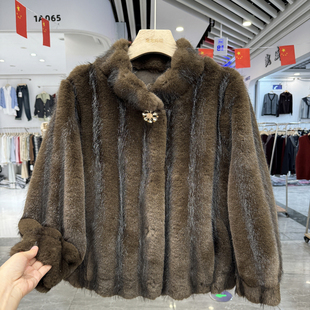 气质妈妈装短款北美貂保暖外套冬装新款小个子洋气皮草中老年上衣