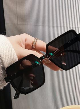 无框黑超女士眼镜时尚太阳镜韩版多边形墨镜女开车防紫外线显脸小