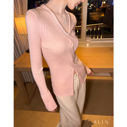 阿琳ALIN【织梦】秋冬v领交叉显瘦绵羊毛长袖针织打底衫女